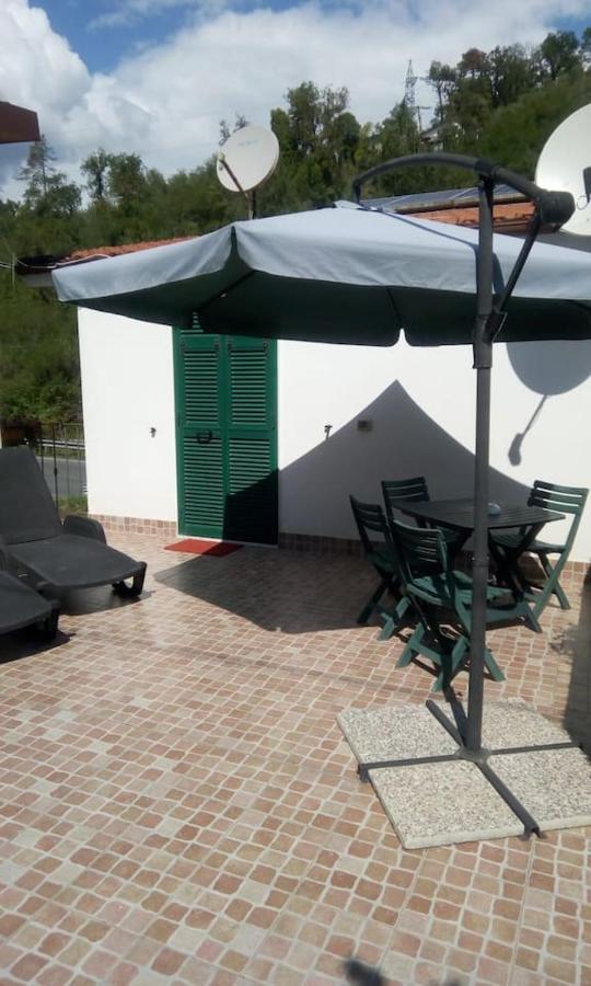 Apartment Maison De Marina Piano di Follo Luaran gambar